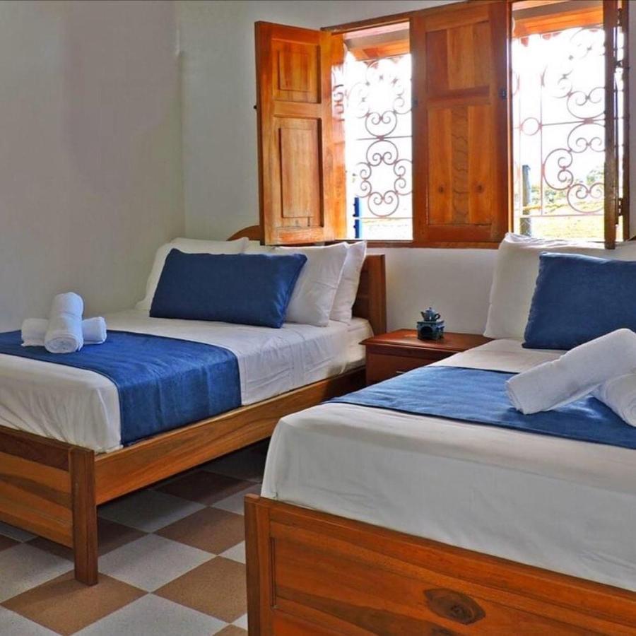 Castillo De Cascadas Finca Hotel Salamina Extérieur photo